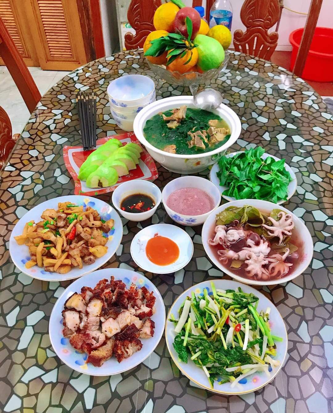 Bữa ăn gia đình